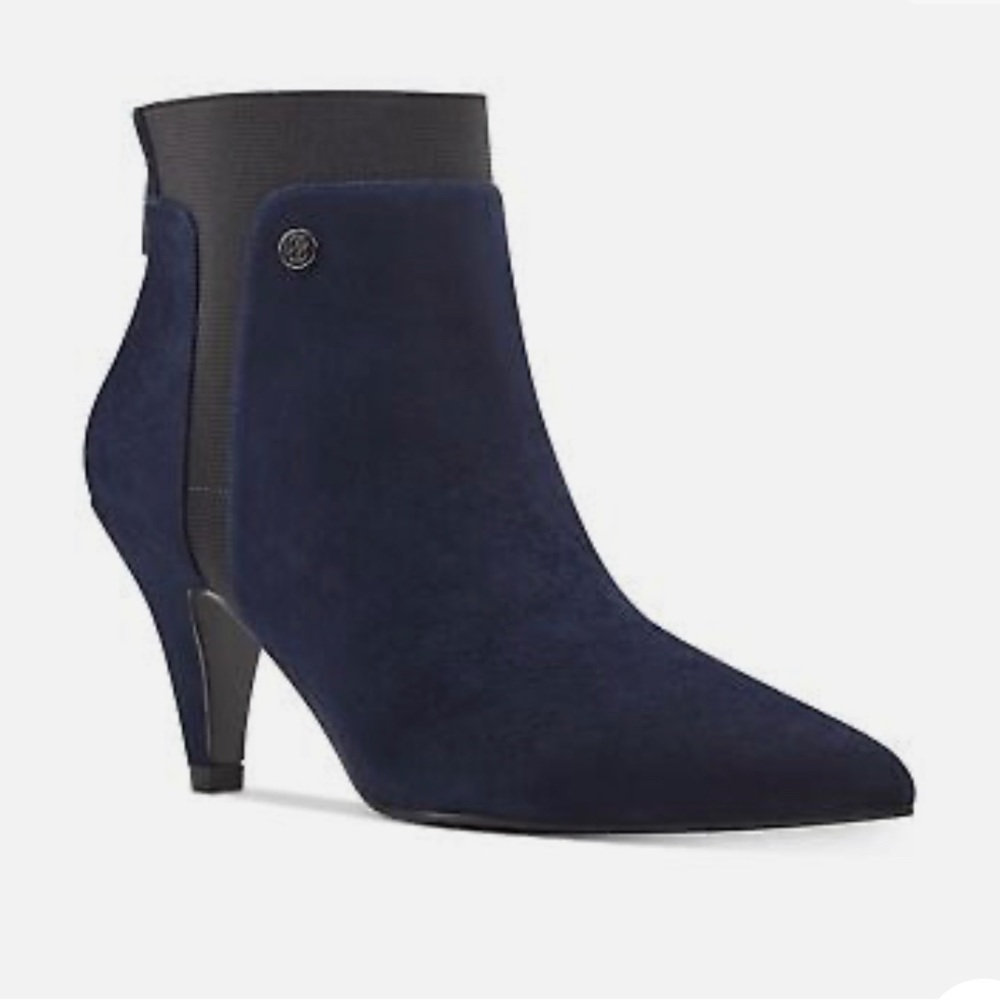 Bandolino kitten heel booties